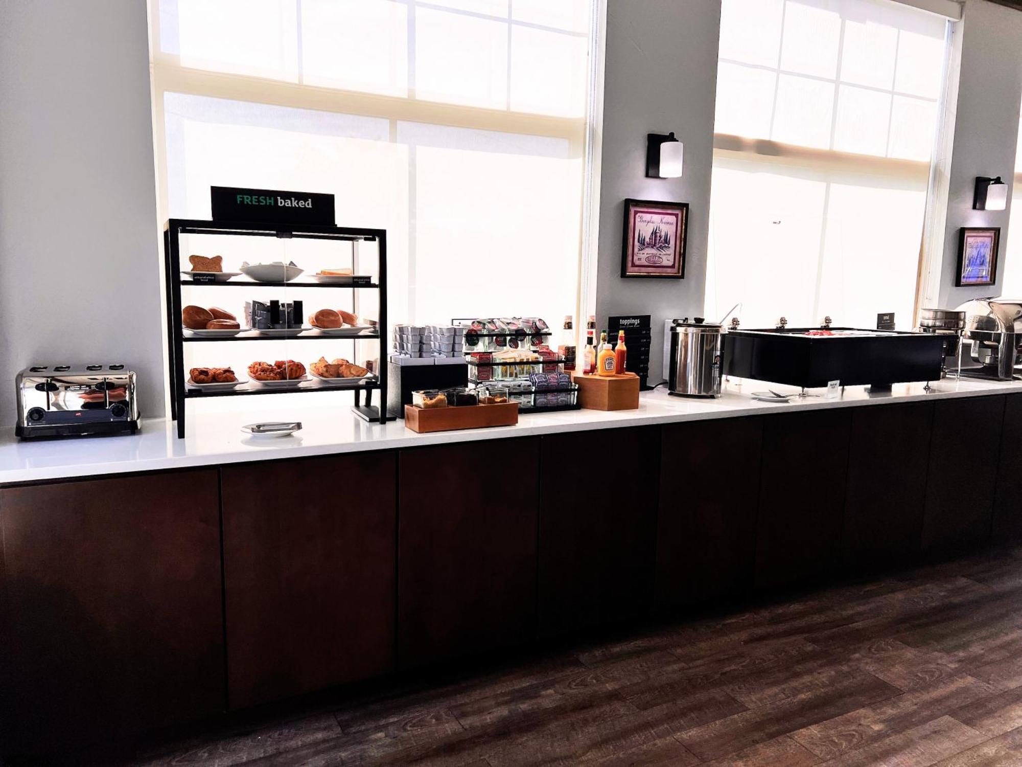 Holiday Inn Hotel & Suites Madison West - Middleton By Ihg Εξωτερικό φωτογραφία